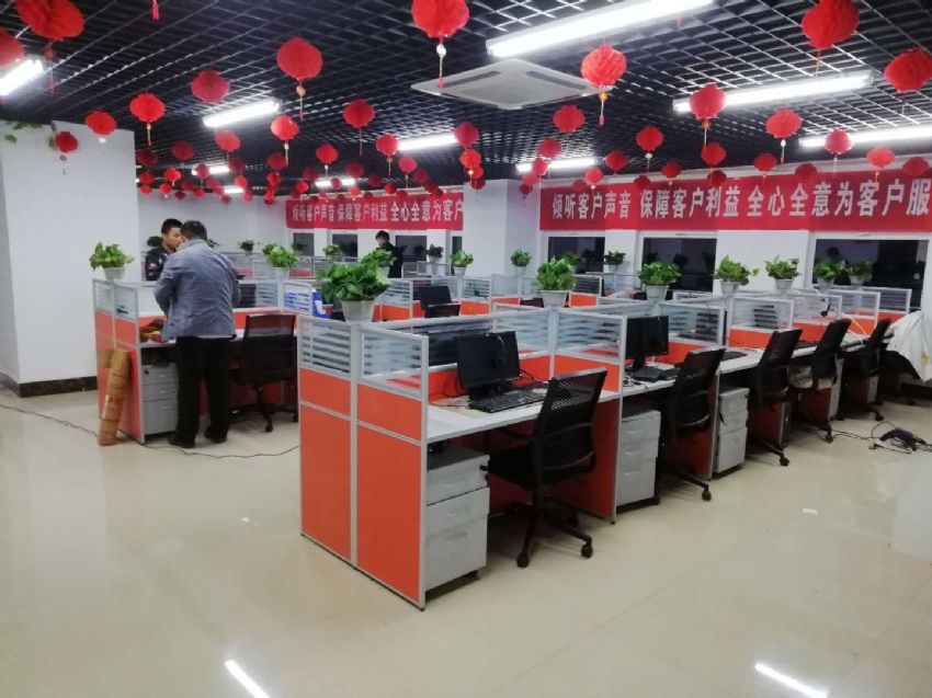 點擊查看詳細信息<br>標題：辦公桌系列案例 閱讀次數(shù)：1055