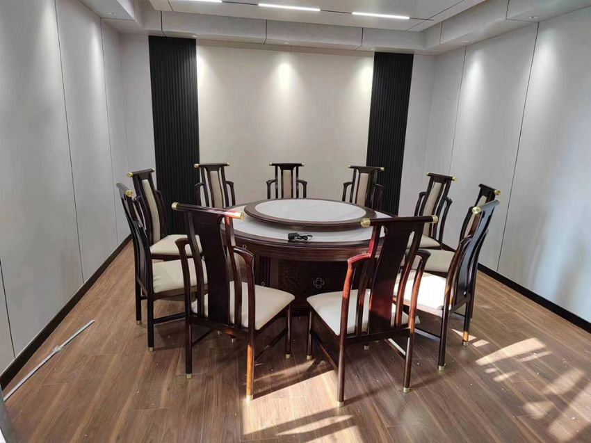 點擊查看詳細信息<br>標(biāo)題：餐桌椅案例 閱讀次數(shù)：480