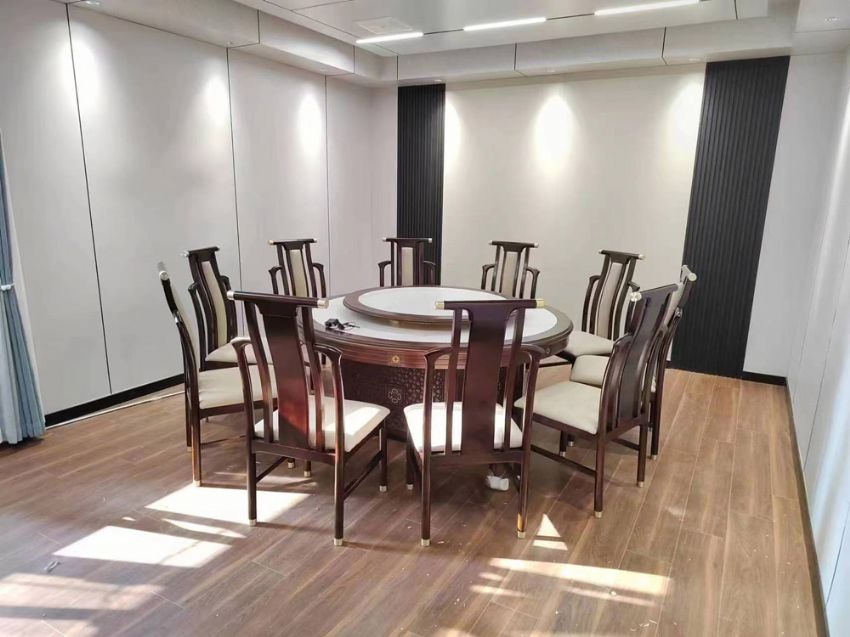 點擊查看詳細信息<br>標(biāo)題：餐桌椅案例 閱讀次數(shù)：494